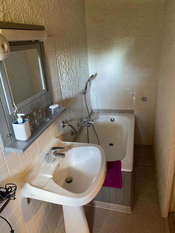 A La Paloma Bed & Breakfast Verteuil-sur-Charente ภายนอก รูปภาพ